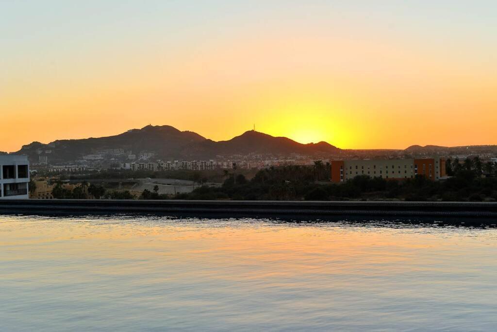 Great Location 2Bd 2Bth Walking Distance To Medano Leilighet Cabo San Lucas Eksteriør bilde